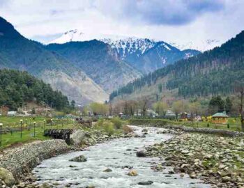 Romantic-Rendezvous-in-Kashmir-1_11zon